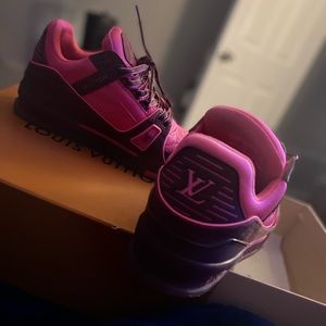 Louis Vuitton Trainer Brown/Pink Shoes
